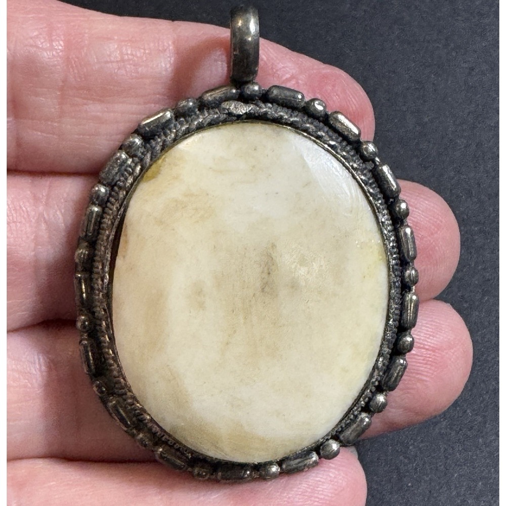 Vintage Large Oval White Silver Tone Marble Stone Granite Pendant READ - Picture 8 of 14